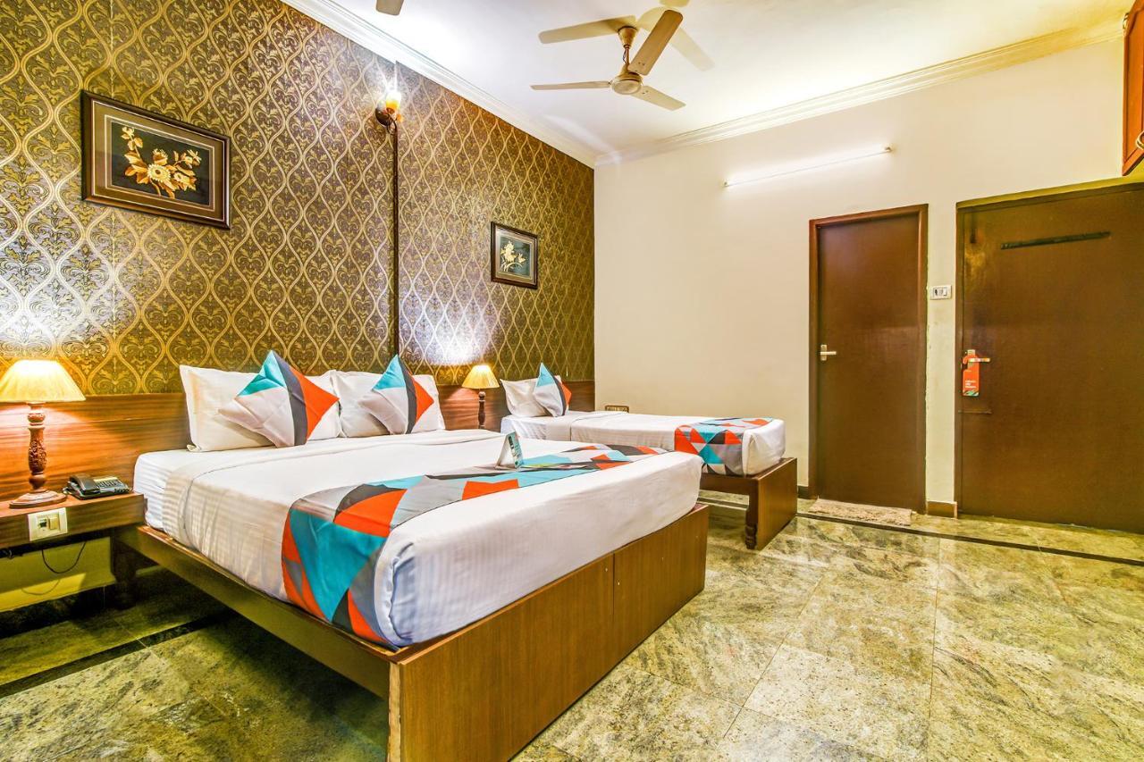 Fabexpress Nestlay Rooms - 100M From Velammal Hall, Moggappair Chennai Extérieur photo