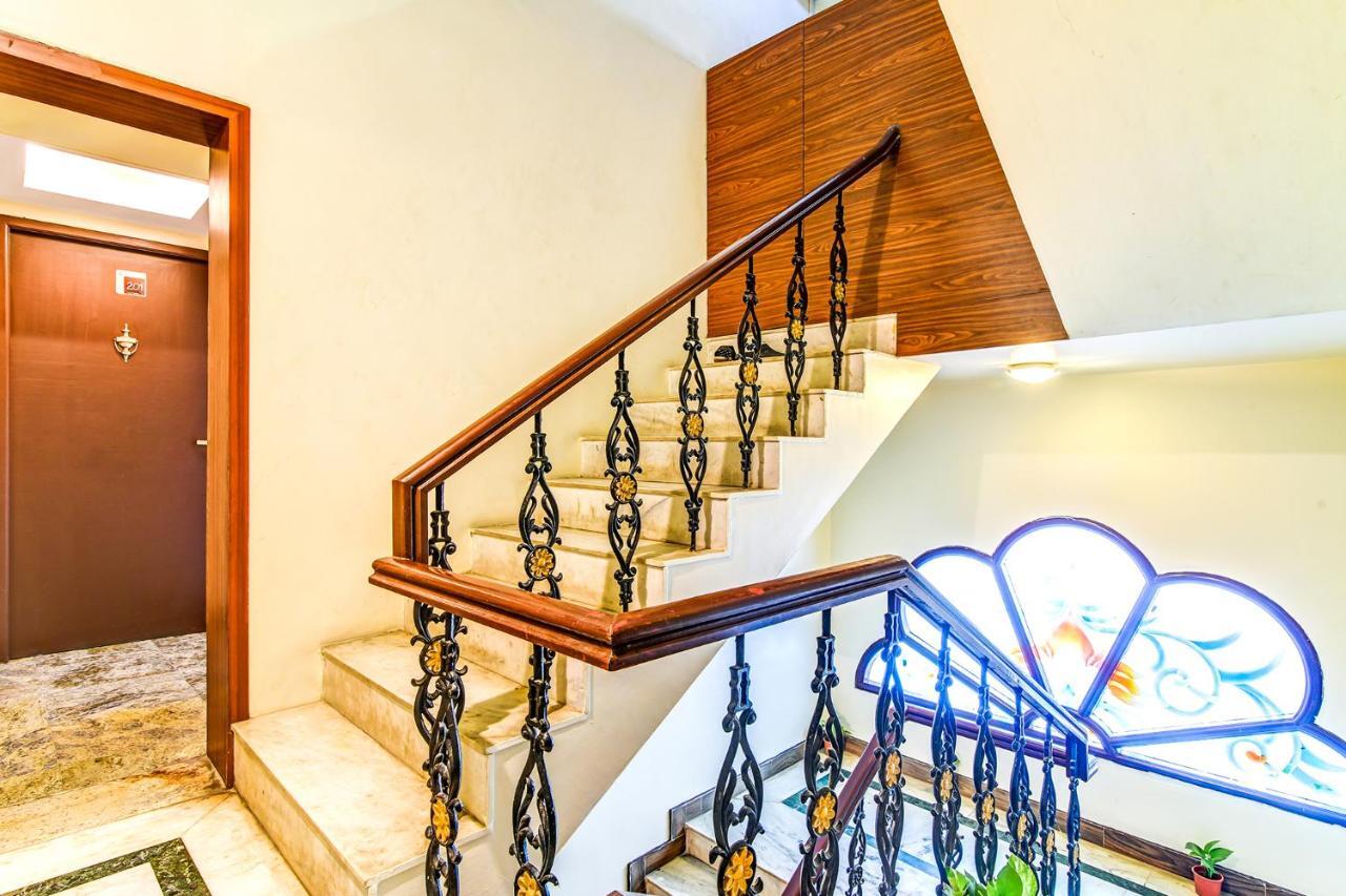 Fabexpress Nestlay Rooms - 100M From Velammal Hall, Moggappair Chennai Extérieur photo